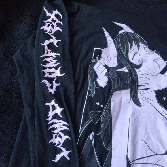 Lewd complex - Picture 4 of 5